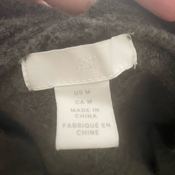 H&M Grey Sweater With Jeweled Buttons - Picture 4 of 4